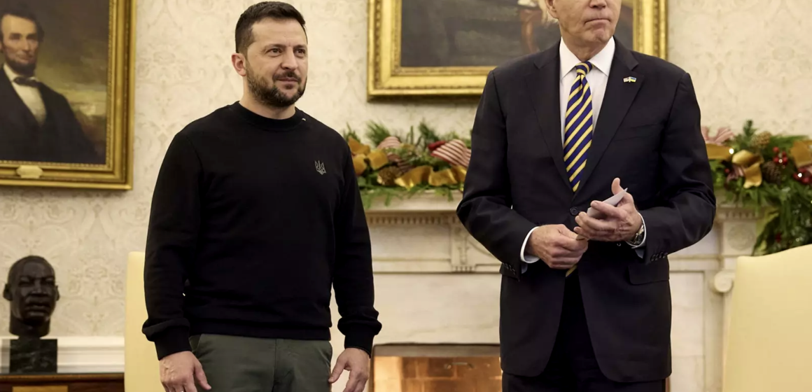 Biden autoriza a Ucrania a usar misiles de largo alcance de EEUU en suelo de Rusia, según medios estadounidenses